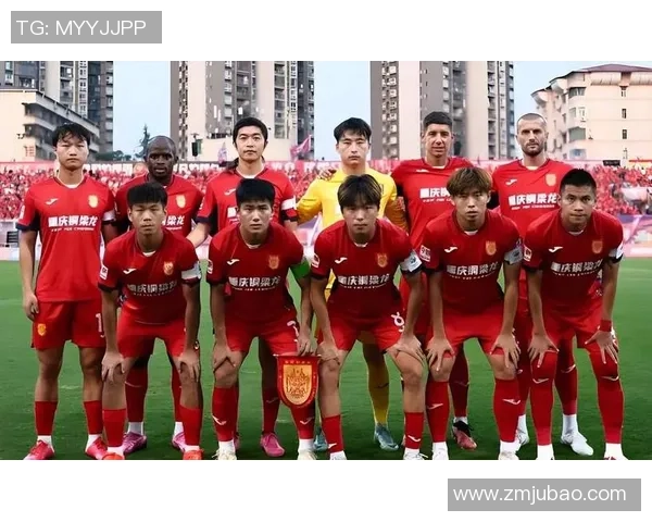 帅头闪耀绿茵场展现非凡实力与魅力引领球队再创辉煌时刻